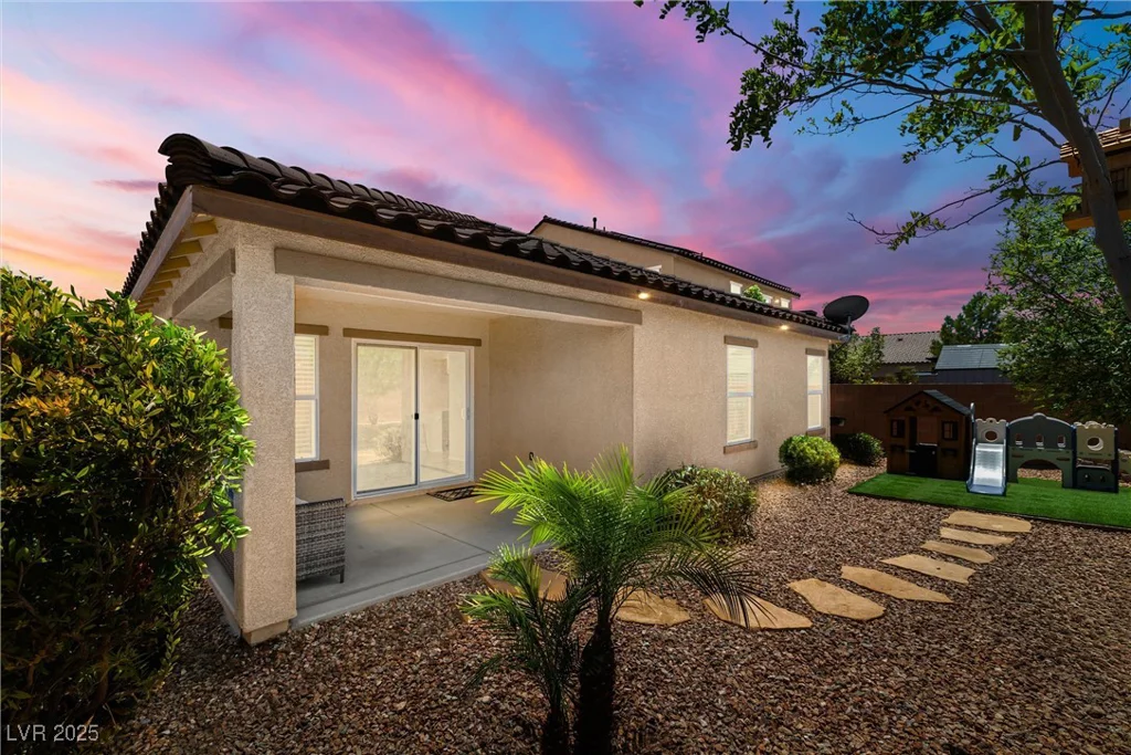 737 Kibbey, Las Vegas, NV 89178