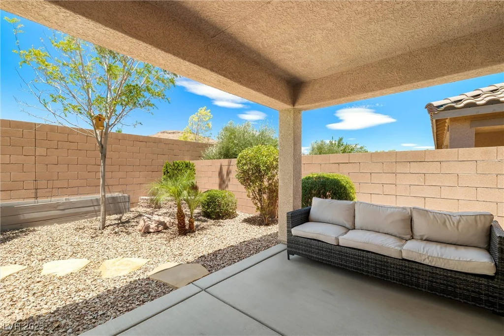 737 Kibbey, Las Vegas, NV 89178