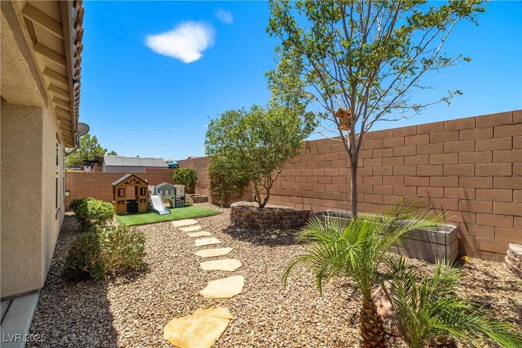737 Kibbey, Las Vegas, NV 89178