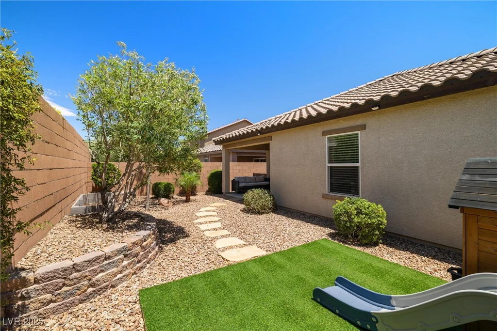 737 Kibbey, Las Vegas, NV 89178