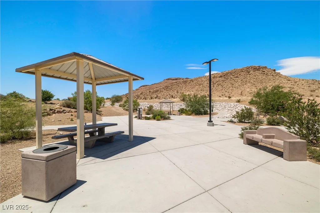 737 Kibbey, Las Vegas, NV 89178