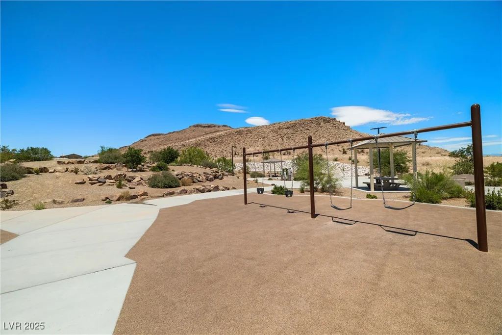 737 Kibbey, Las Vegas, NV 89178