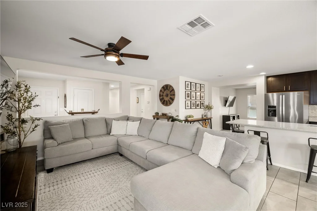 737 Kibbey, Las Vegas, NV 89178