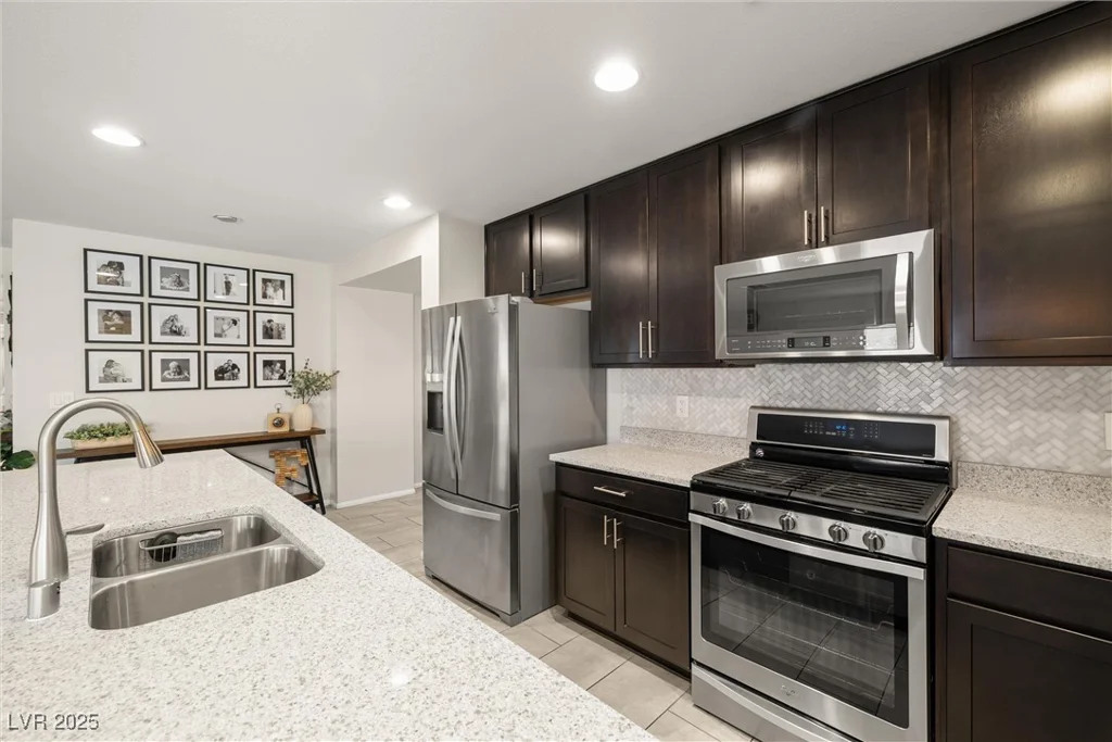 737 Kibbey, Las Vegas, NV 89178