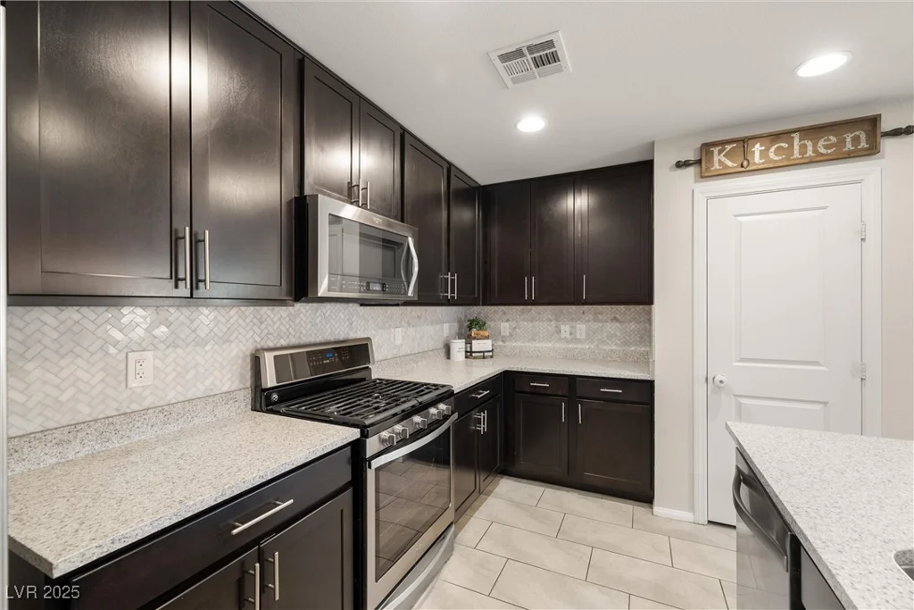 737 Kibbey, Las Vegas, NV 89178