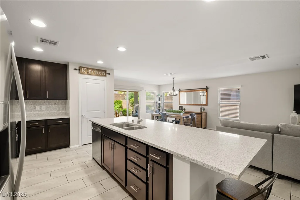 737 Kibbey, Las Vegas, NV 89178