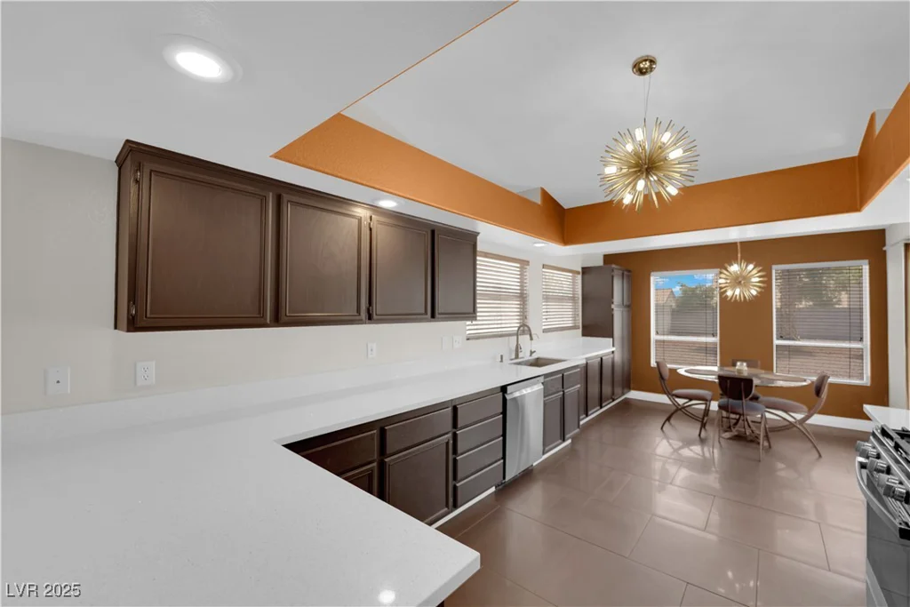 6122 Theatrical, North Las Vegas, NV 89031