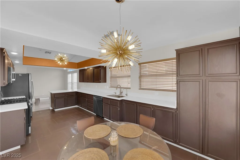 6122 Theatrical, North Las Vegas, NV 89031