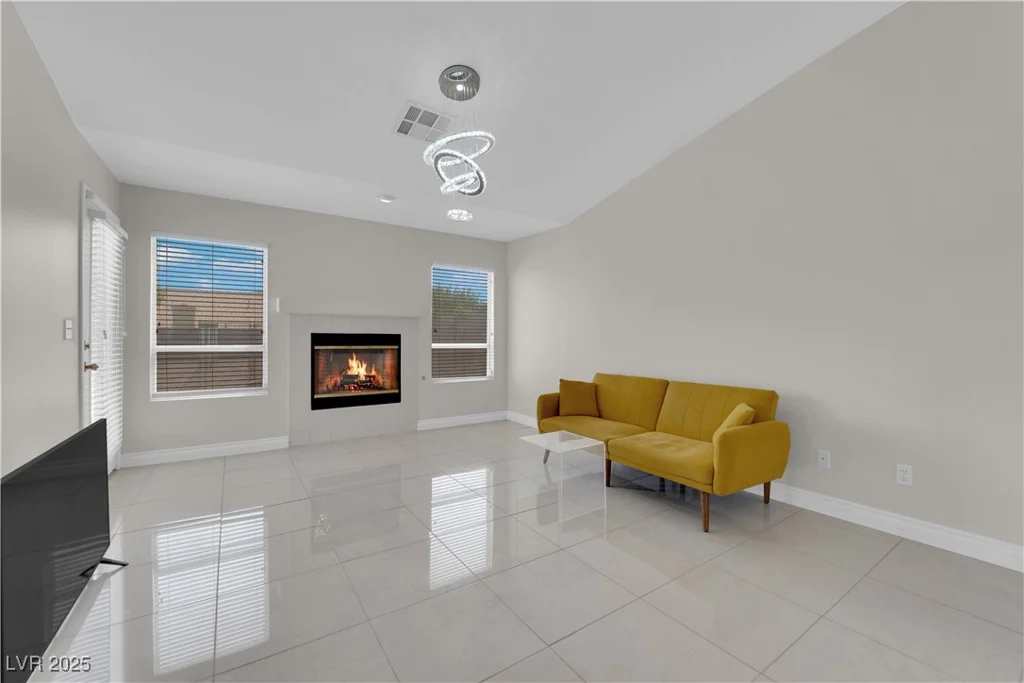 6122 Theatrical, North Las Vegas, NV 89031