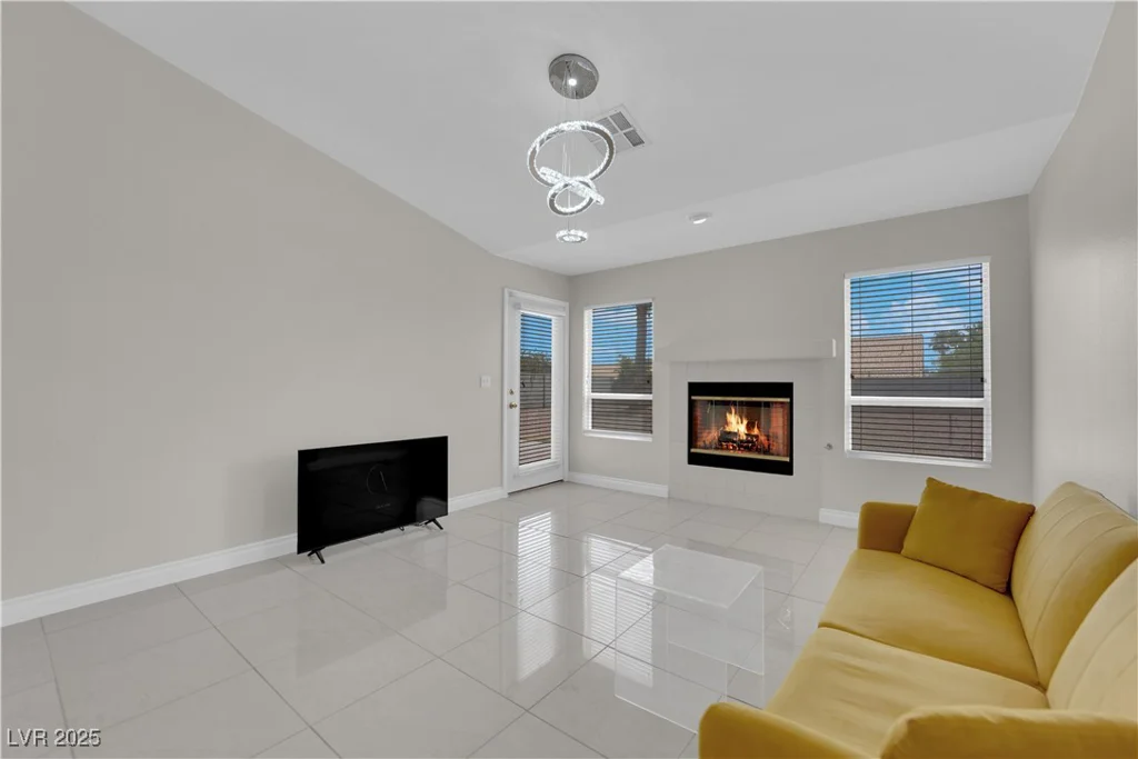 6122 Theatrical, North Las Vegas, NV 89031