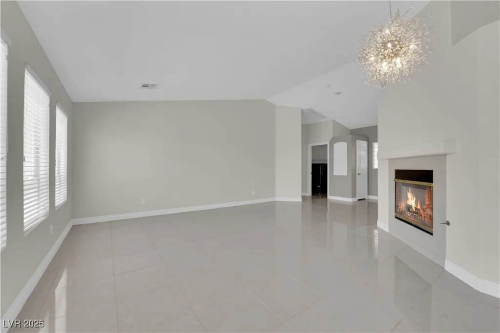 6122 Theatrical, North Las Vegas, NV 89031