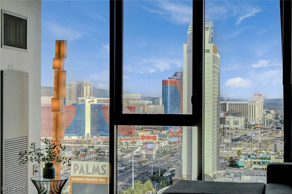 4381 Flamingo, Las Vegas, NV 89103