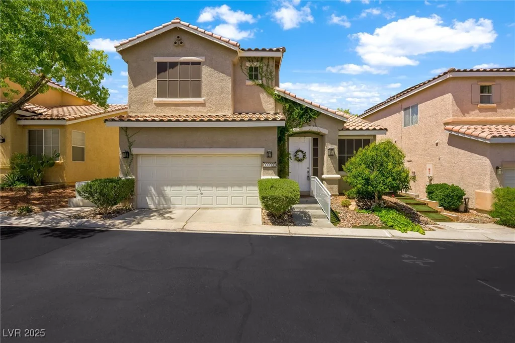 10372 Natural Springs, Las Vegas, NV 89129