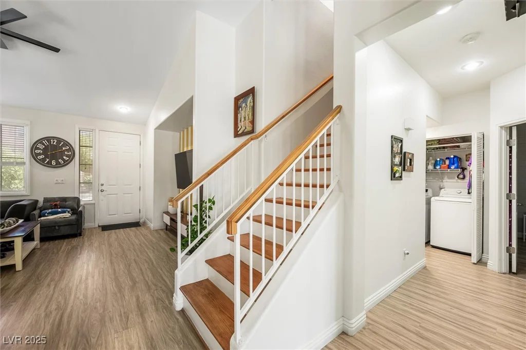 10372 Natural Springs, Las Vegas, NV 89129