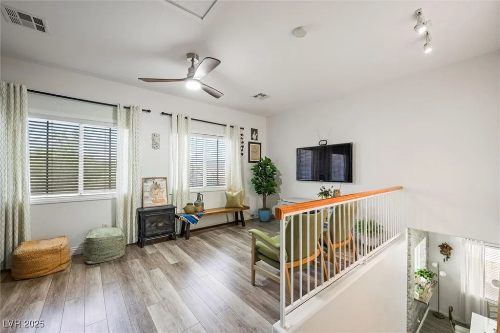 10372 Natural Springs, Las Vegas, NV 89129