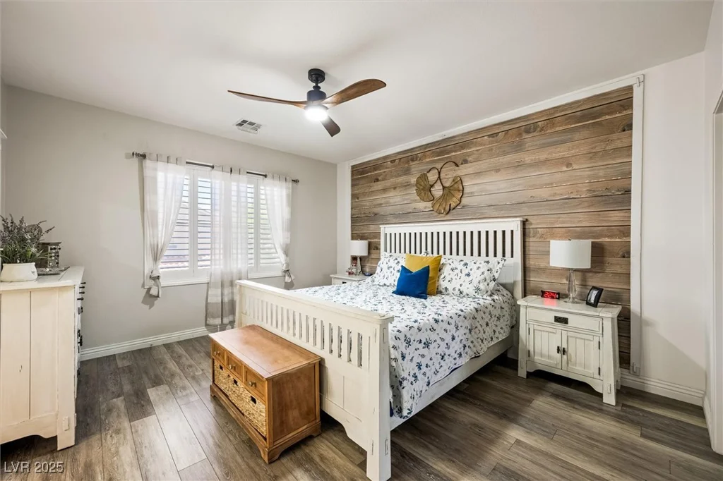 10372 Natural Springs, Las Vegas, NV 89129