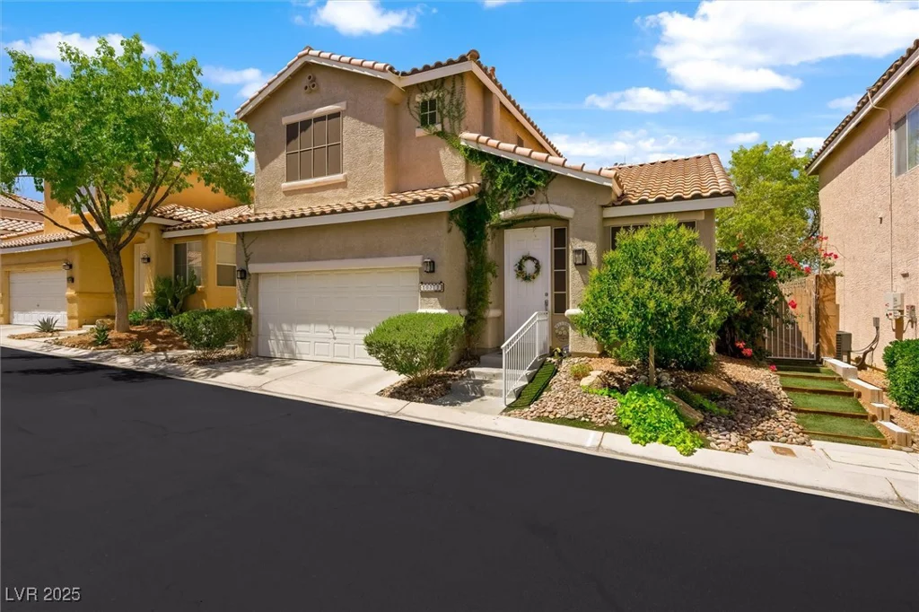 10372 Natural Springs, Las Vegas, NV 89129