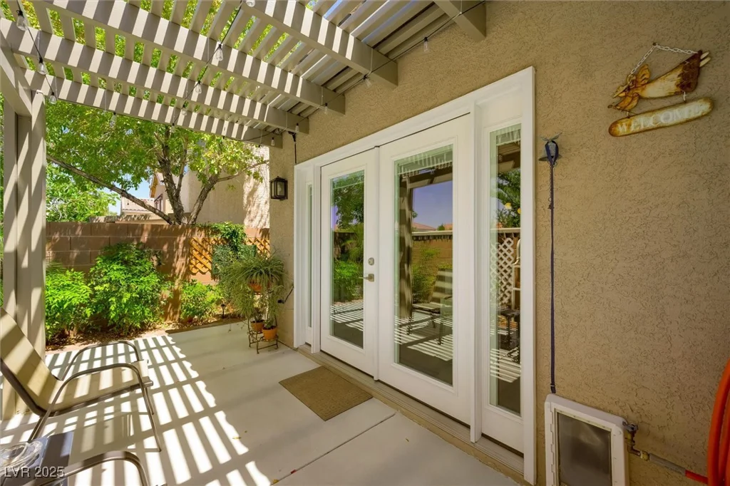 10372 Natural Springs, Las Vegas, NV 89129