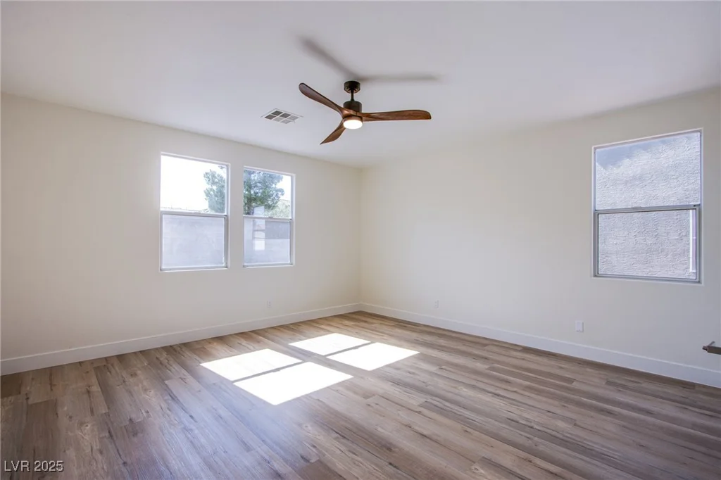 5653 Artesia Lake, Las Vegas, NV 89118