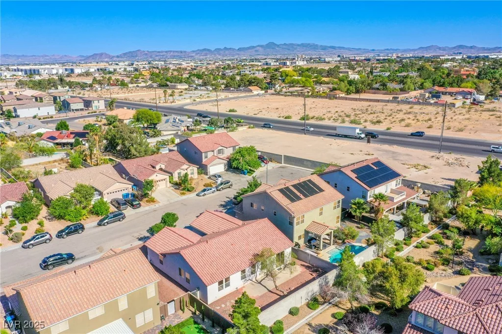 5653 Artesia Lake, Las Vegas, NV 89118