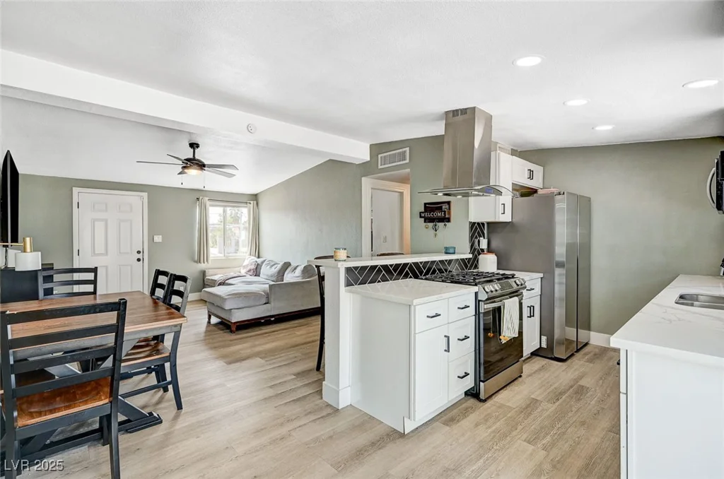 1424 Teton, Las Vegas, NV 89101