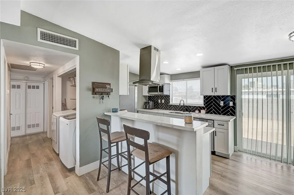 1424 Teton, Las Vegas, NV 89101