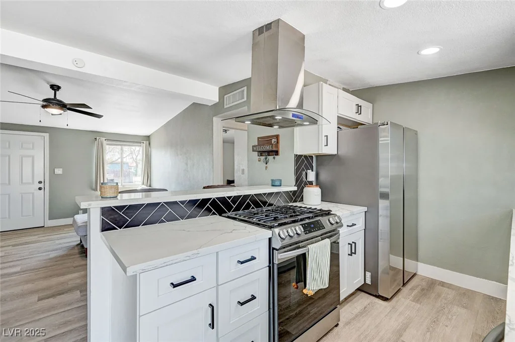 1424 Teton, Las Vegas, NV 89101