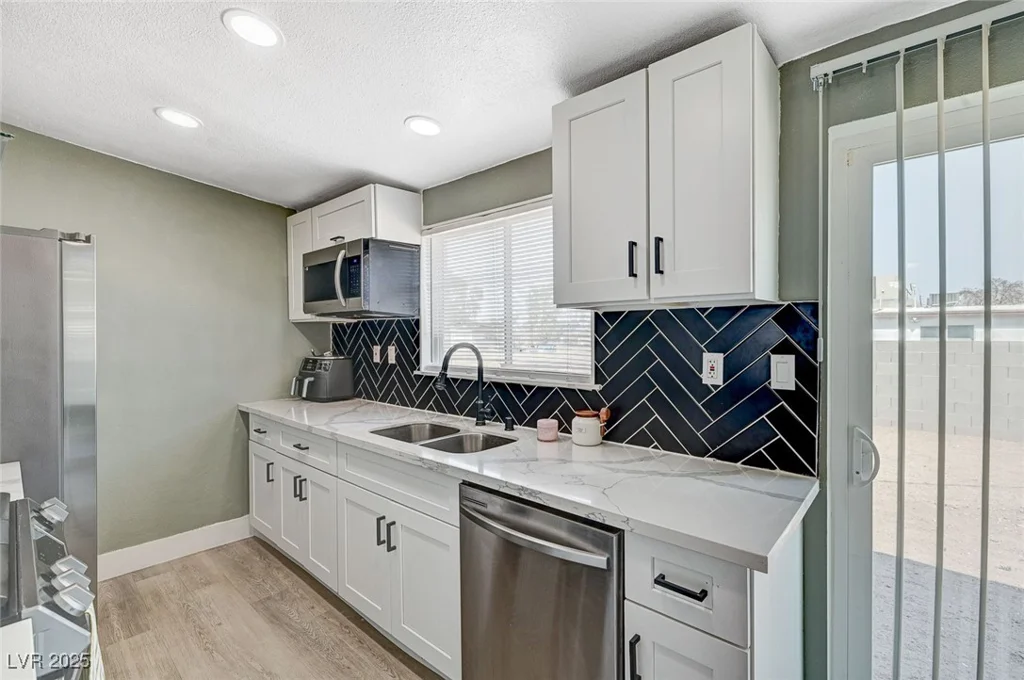 1424 Teton, Las Vegas, NV 89101