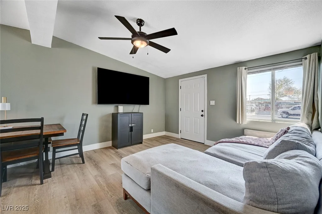 1424 Teton, Las Vegas, NV 89101