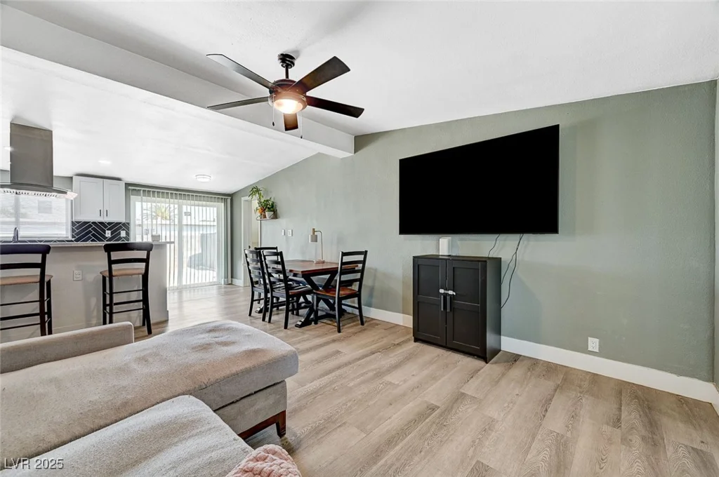 1424 Teton, Las Vegas, NV 89101