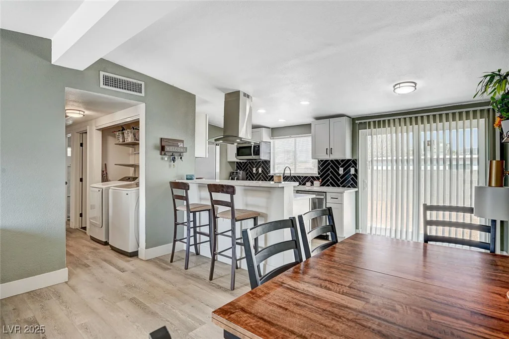 1424 Teton, Las Vegas, NV 89101