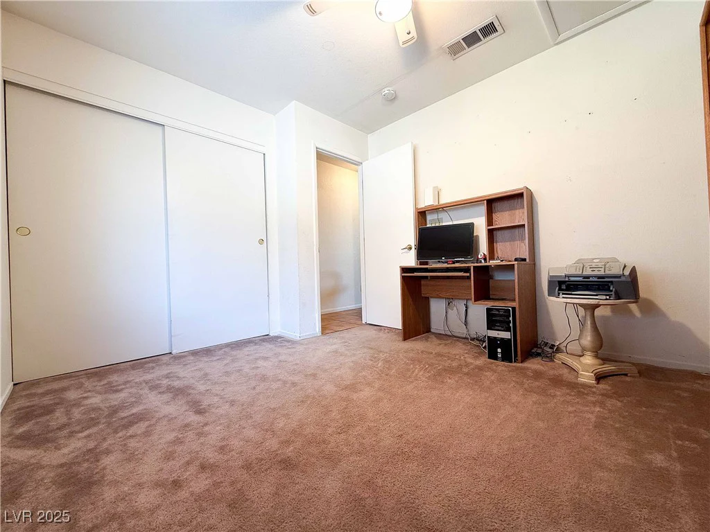 425 Nancy, Henderson, NV 89015