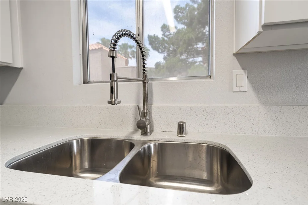6871 Tamarus, Las Vegas, NV 89119