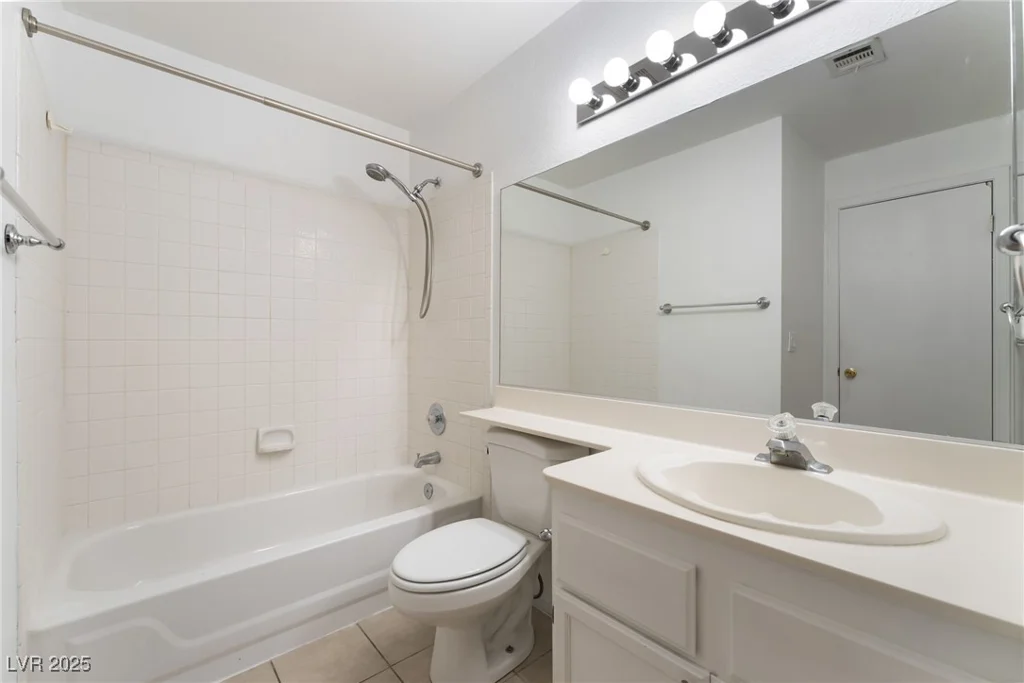 6871 Tamarus, Las Vegas, NV 89119