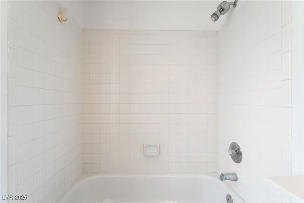 6871 Tamarus, Las Vegas, NV 89119