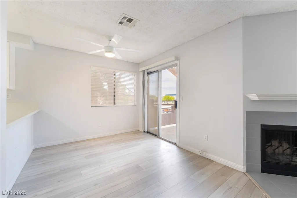 6871 Tamarus, Las Vegas, NV 89119