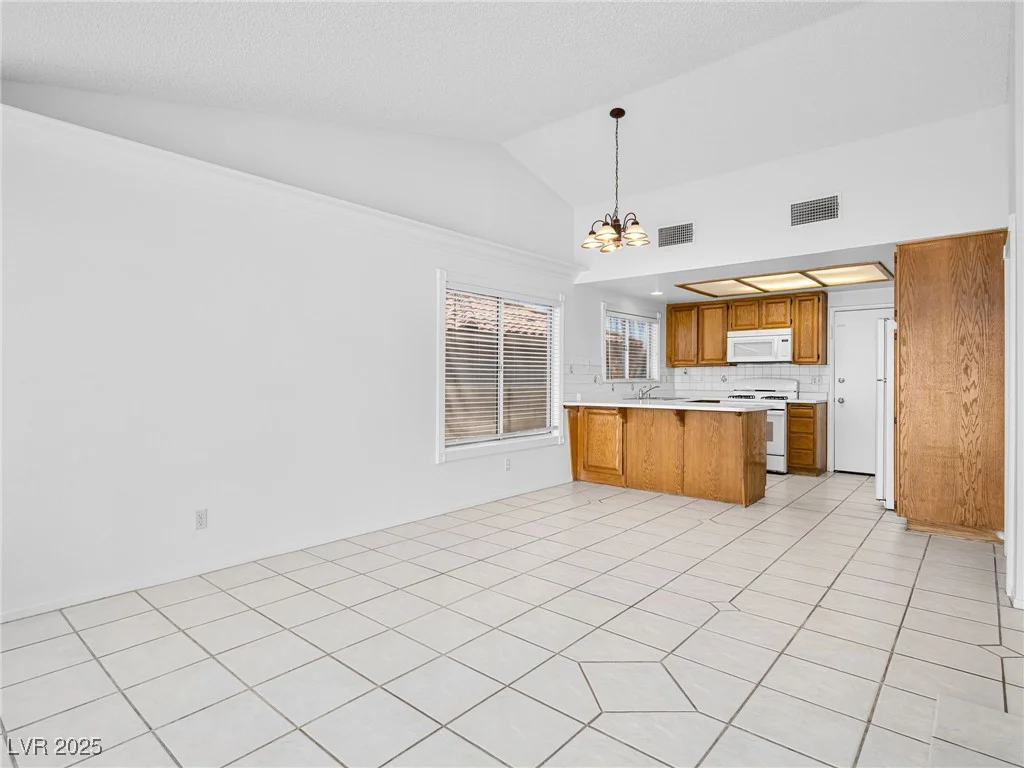 379 Bradford, Henderson, NV 89074