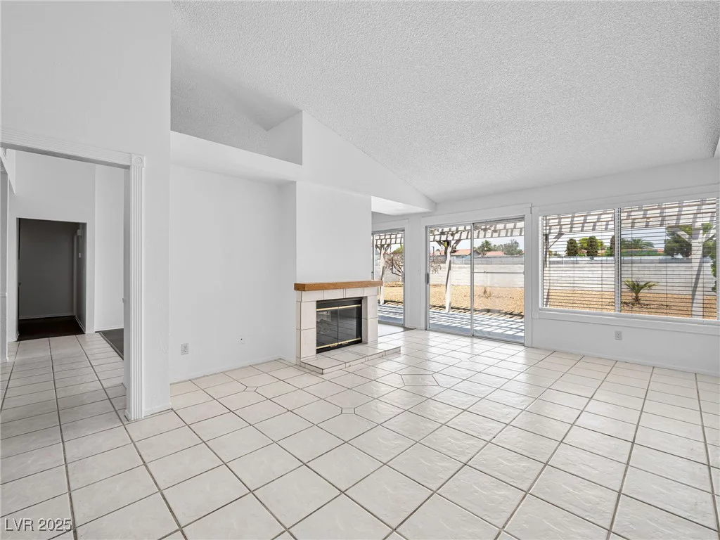 379 Bradford, Henderson, NV 89074