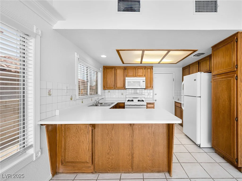 379 Bradford, Henderson, NV 89074