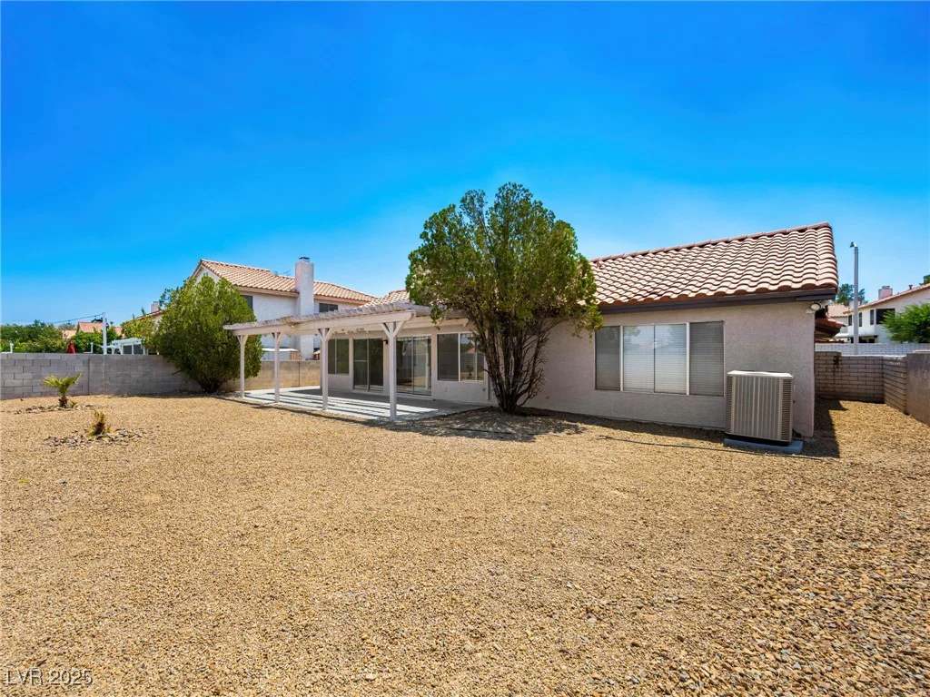 379 Bradford, Henderson, NV 89074