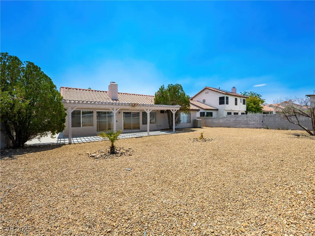 379 Bradford, Henderson, NV 89074