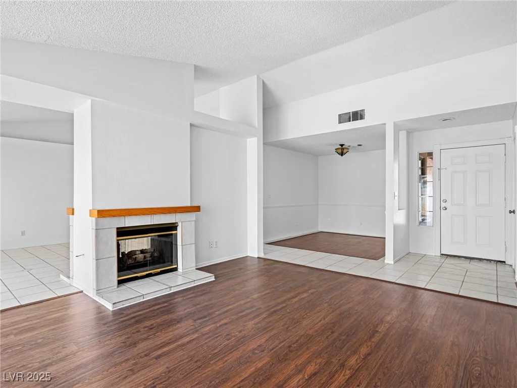 379 Bradford, Henderson, NV 89074