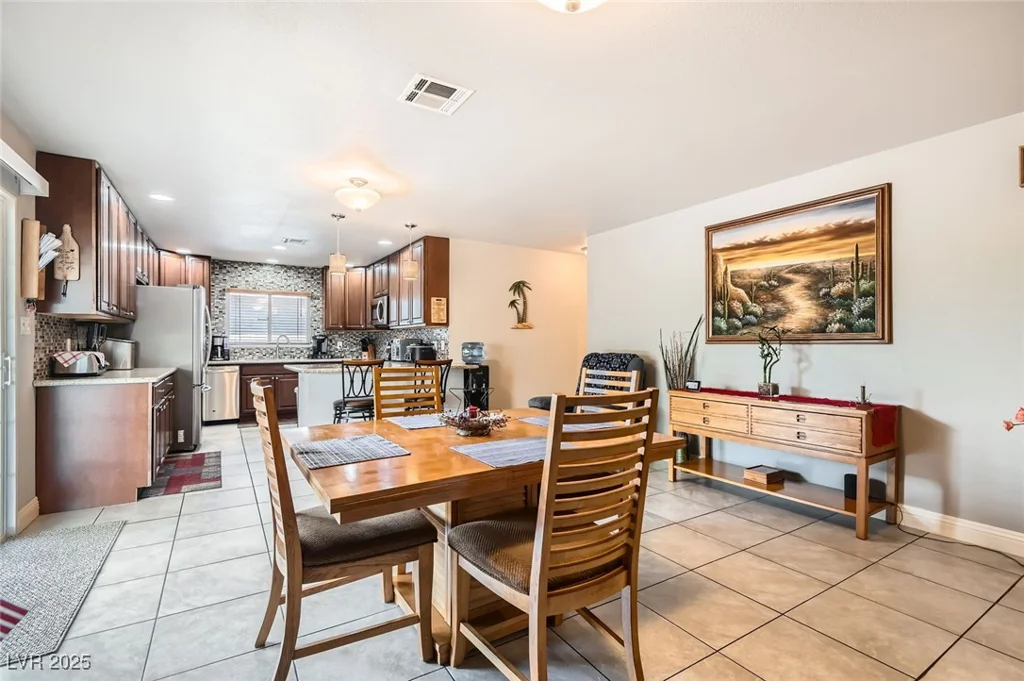 4605 Exposition, Las Vegas, NV 89102