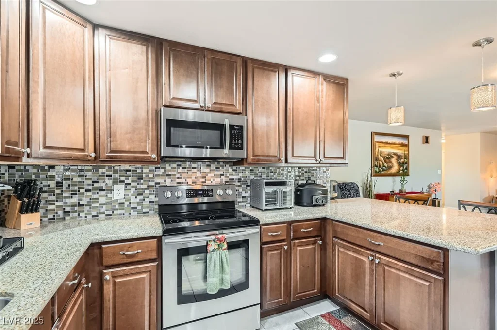 4605 Exposition, Las Vegas, NV 89102