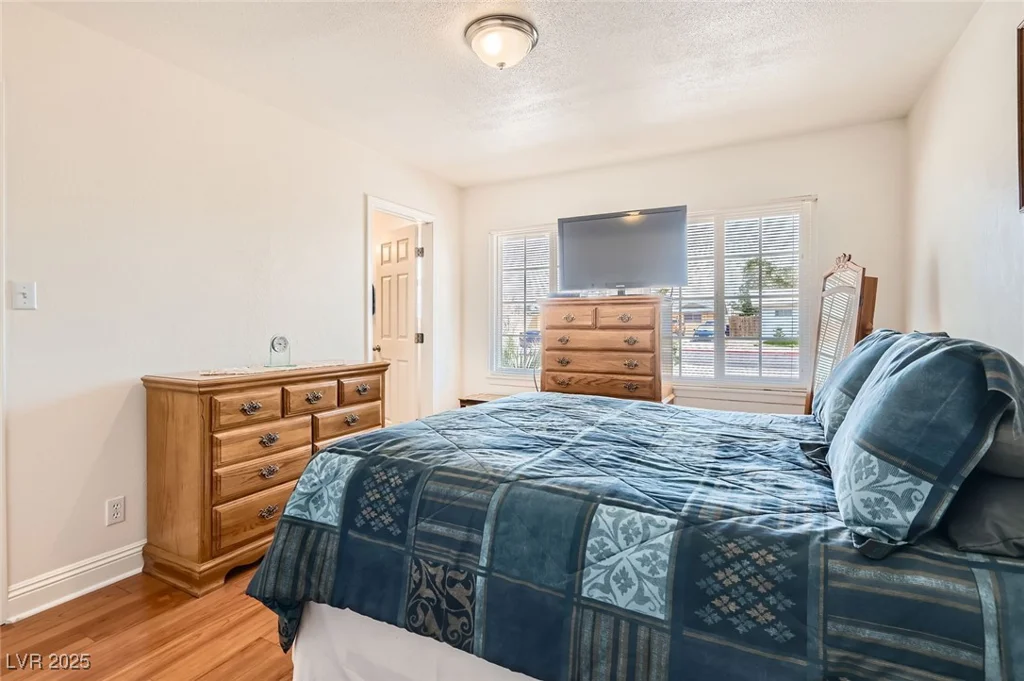 4605 Exposition, Las Vegas, NV 89102