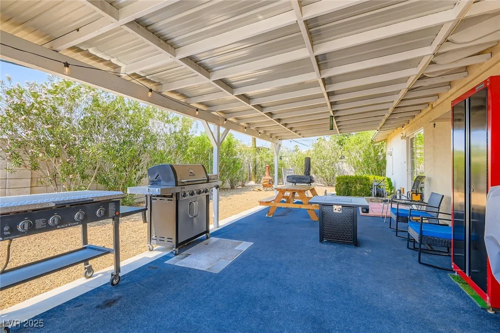 4605 Exposition, Las Vegas, NV 89102