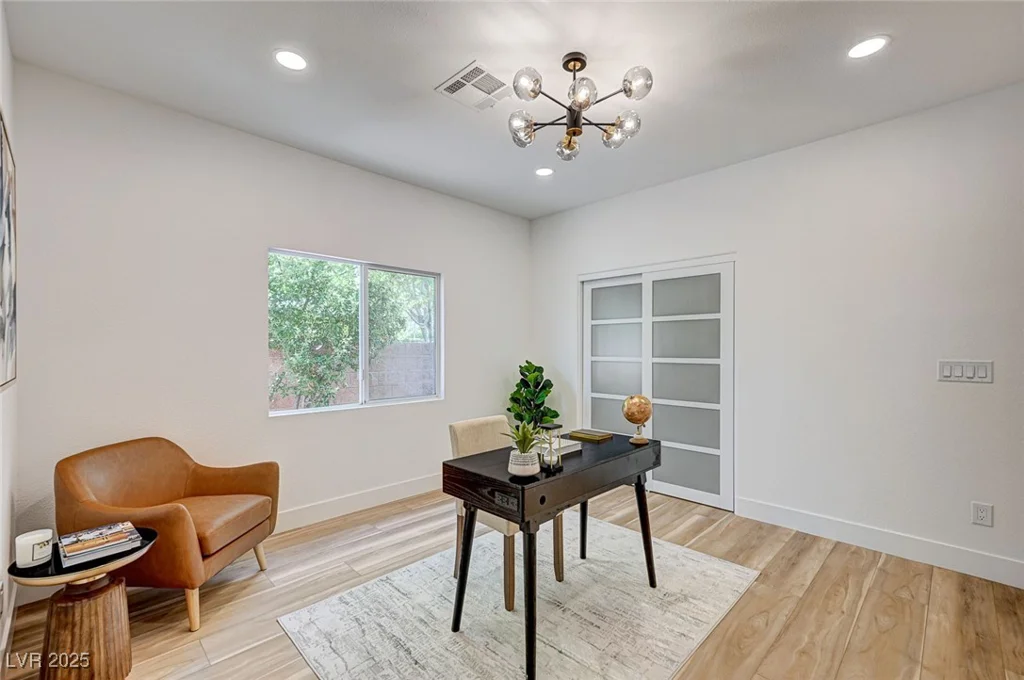 85 Alerion, Las Vegas, NV 89138