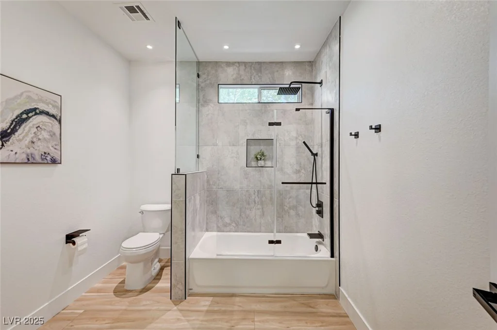 85 Alerion, Las Vegas, NV 89138
