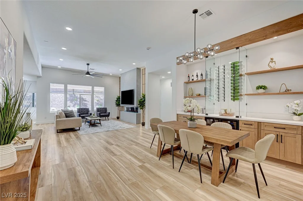 85 Alerion, Las Vegas, NV 89138