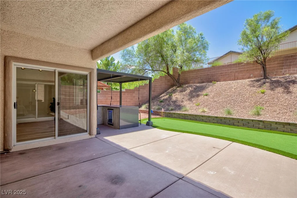 85 Alerion, Las Vegas, NV 89138